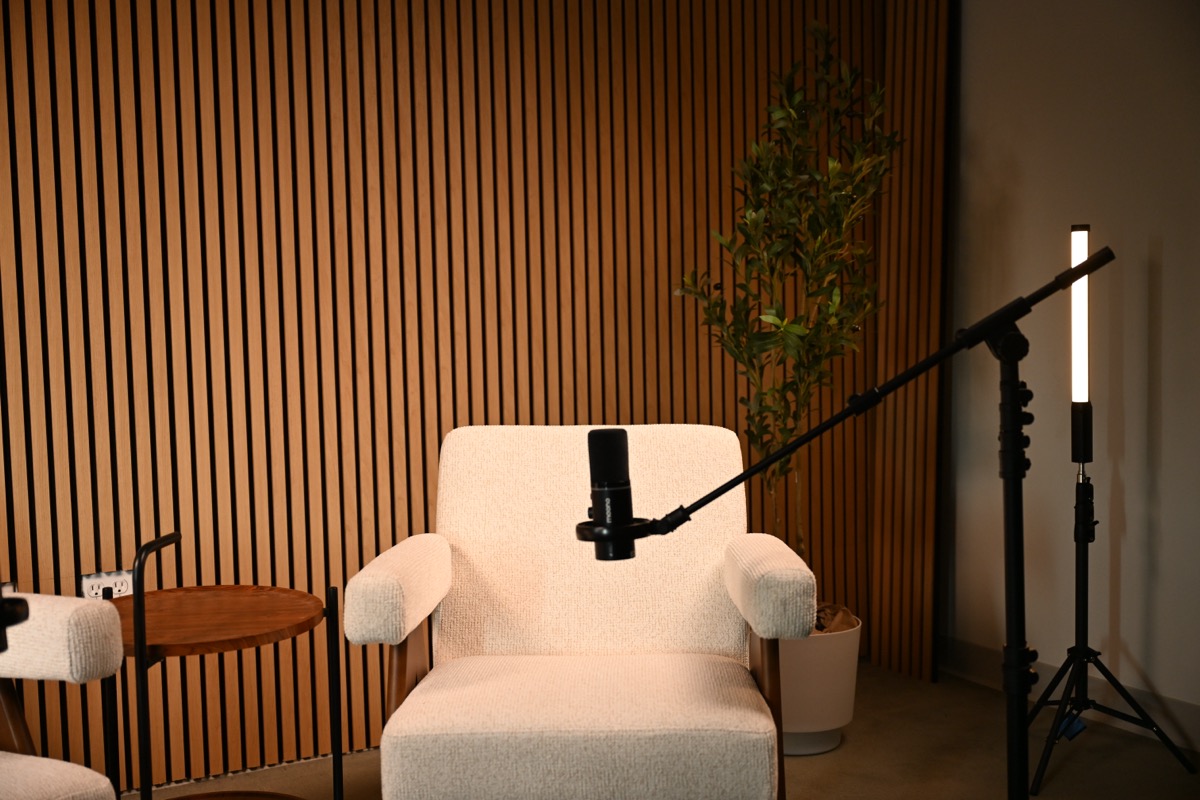 Axeom Content Studio podcast set
